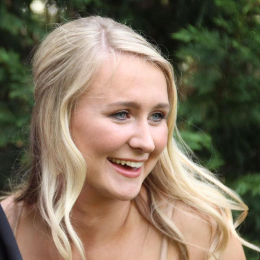 Meet your Posher, Ashley